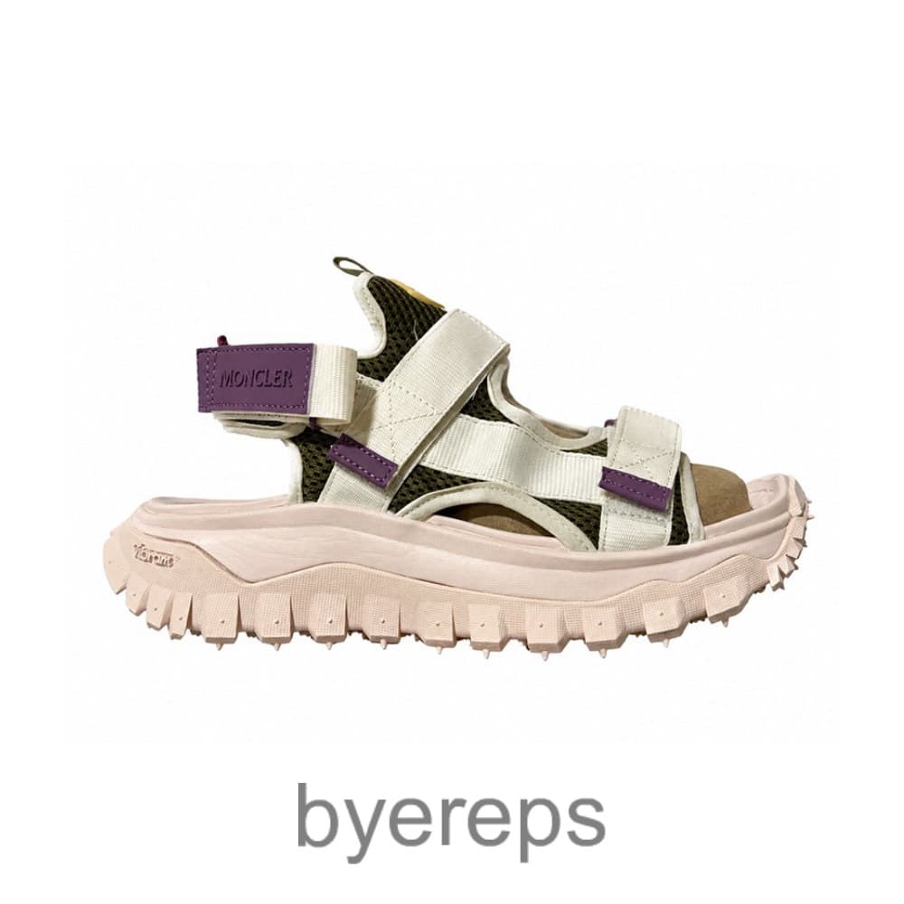 Moncler Trailgrip Vela Sandals Beige